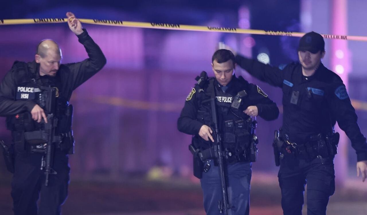 Las autoridades cercaron el lugar, lo que hizo que el atacante se quitara la vida