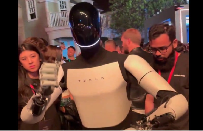 Los estudios Warnes Bros acogieron el evento "We Robot".