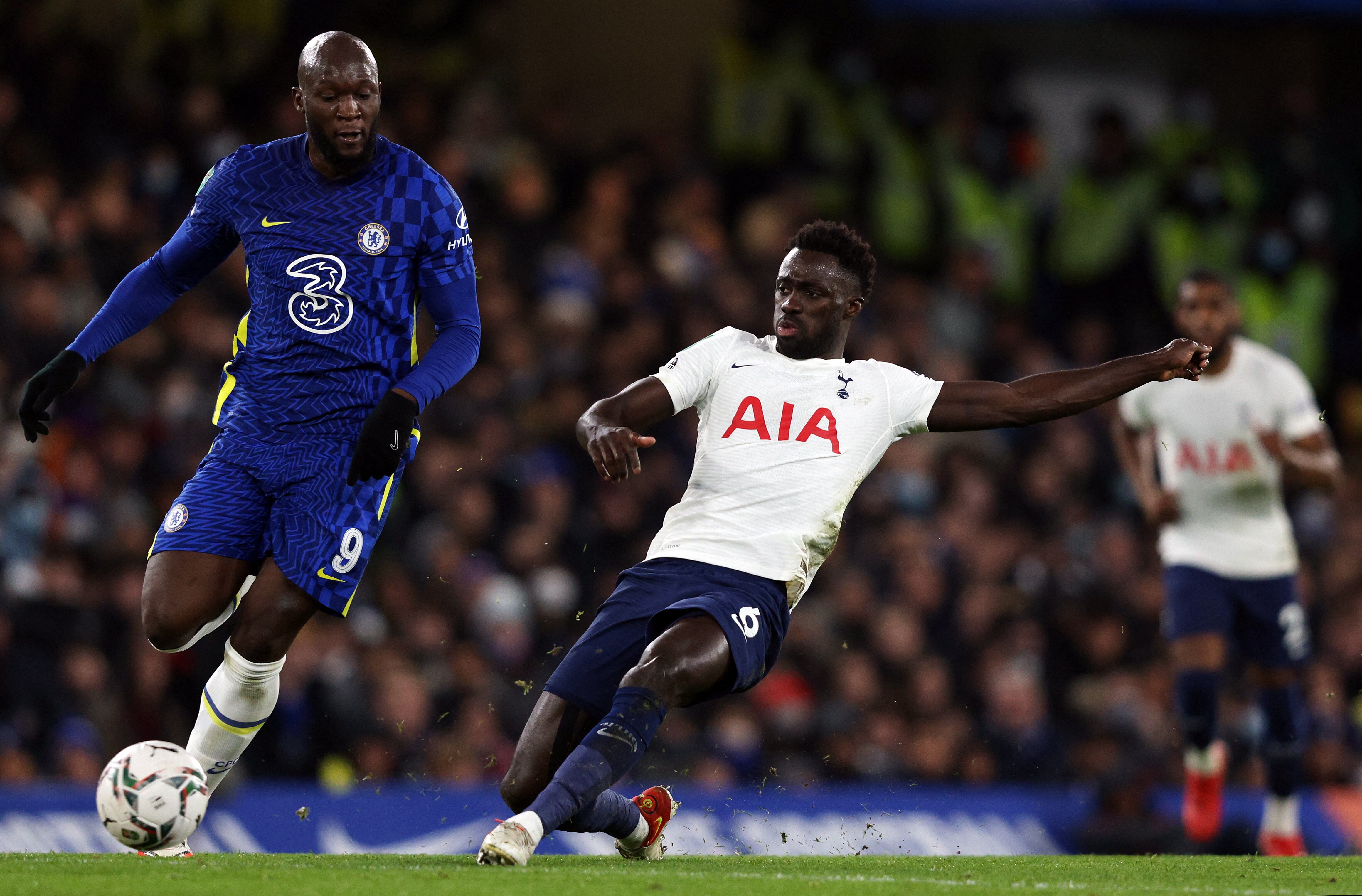 Davinson Sánchez se vio comprometido en el primer gol
