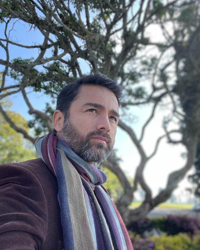 El reconocido actor sigue ejerciendo y además predica