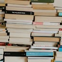 Las librerías de segunda mano son un filón de ejemplares descatalogados, exóticos o raros. Rhamely / Unsplash