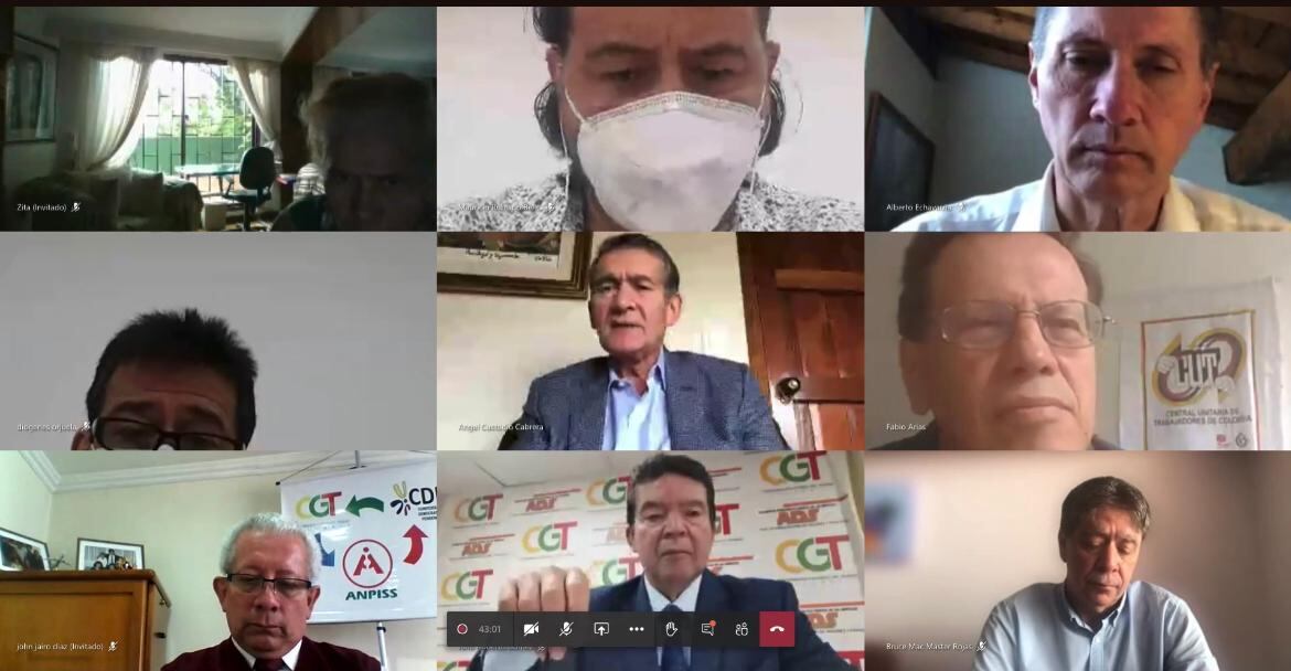 A la primera reunión para el arranque de la negociación del salario mínimo acudieron los líderes de cada una de las tres partes: empresarios, Gobierno y sindicatos.