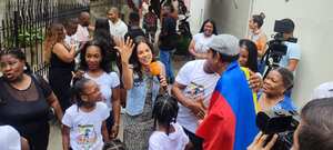 Familia de Yeison López celebra la medalla de plata en París 2024 para Colombia en levantamiento de pesas
