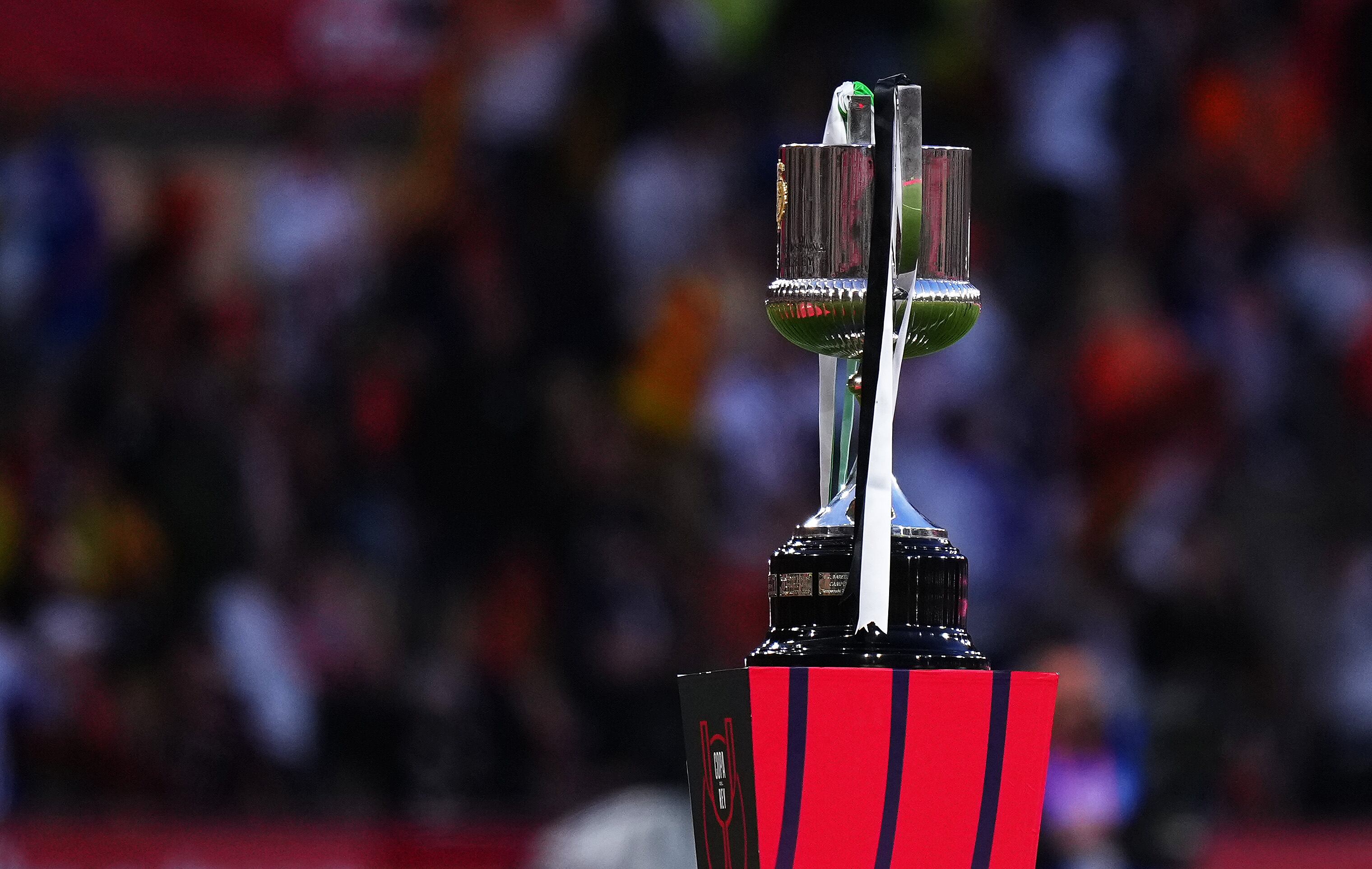 SEVILLE, SPAIN - APRIL 23: The Copa del Rey trophy is seen prior to the Copa del Rey final match between Real Betis and Valencia CF at Estadio La Cartuja on April 23, 2022 in Seville, Spain. (Photo by Angel Martinez/Getty Images)