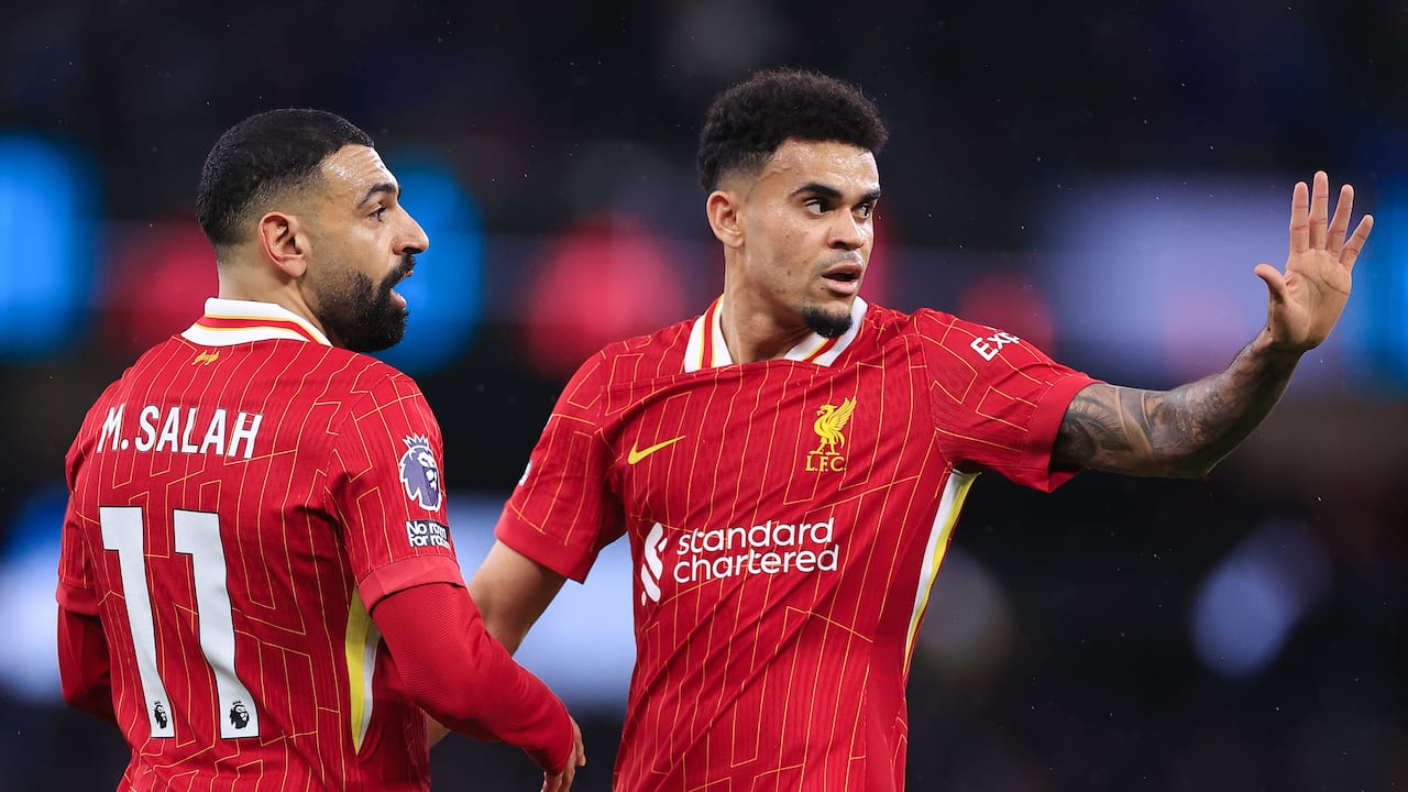 Luis Díaz, compañero de Salah en la delantera de Liverpool