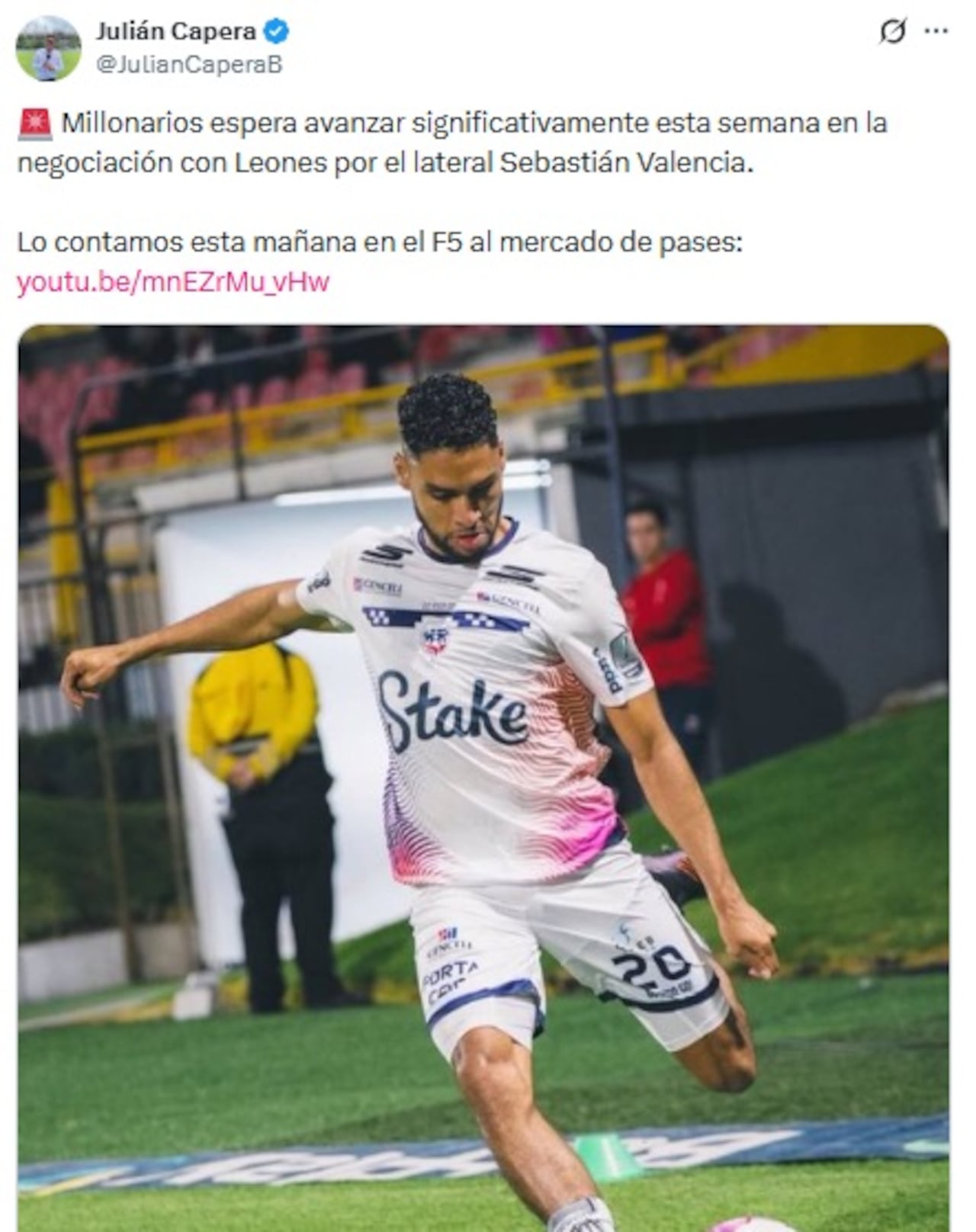 Pantallazo X: @JulianCaperaB