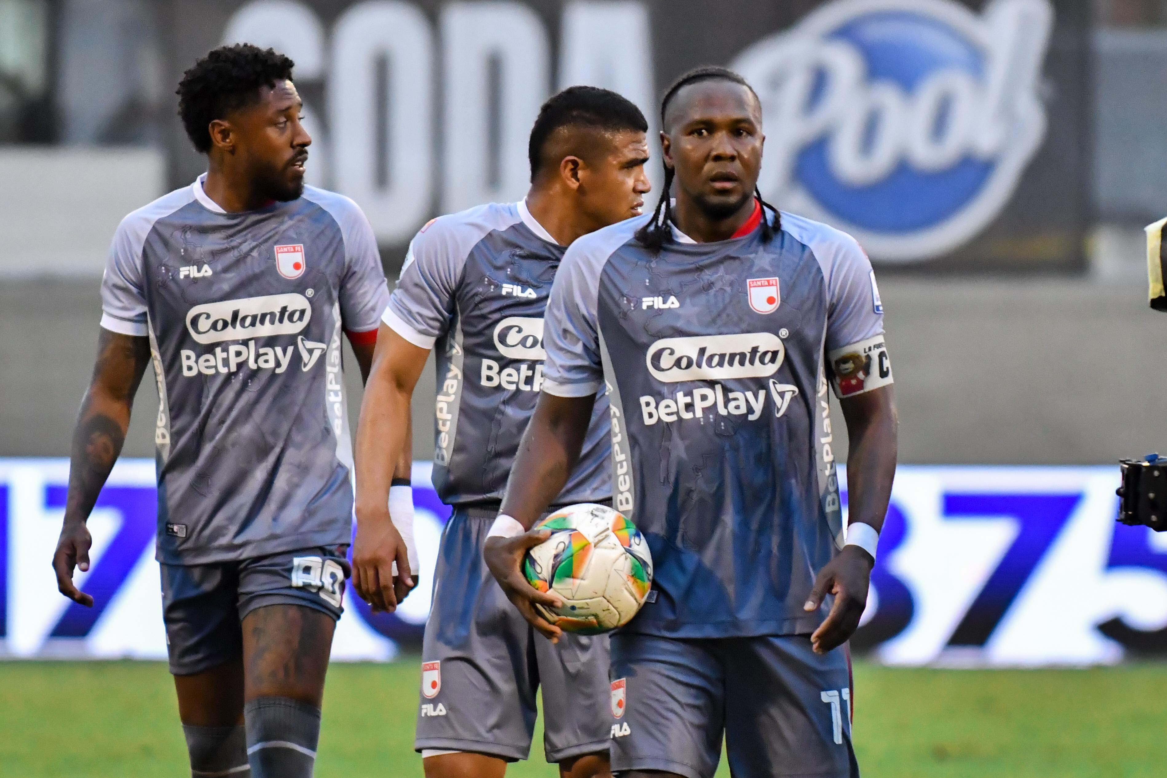 Balón a casa para Hugo Rodallega: cuatro goles ante Envigado.