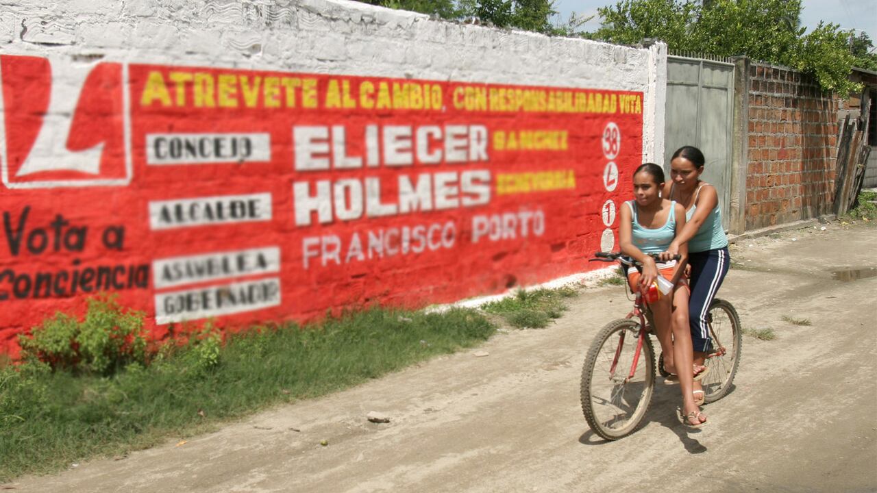 Votar para quienes viven en zonas rurales se dificulta porque, según la ley, los puestos de votación solo pueden ubicarse en corregimientos e inspecciones de policía.