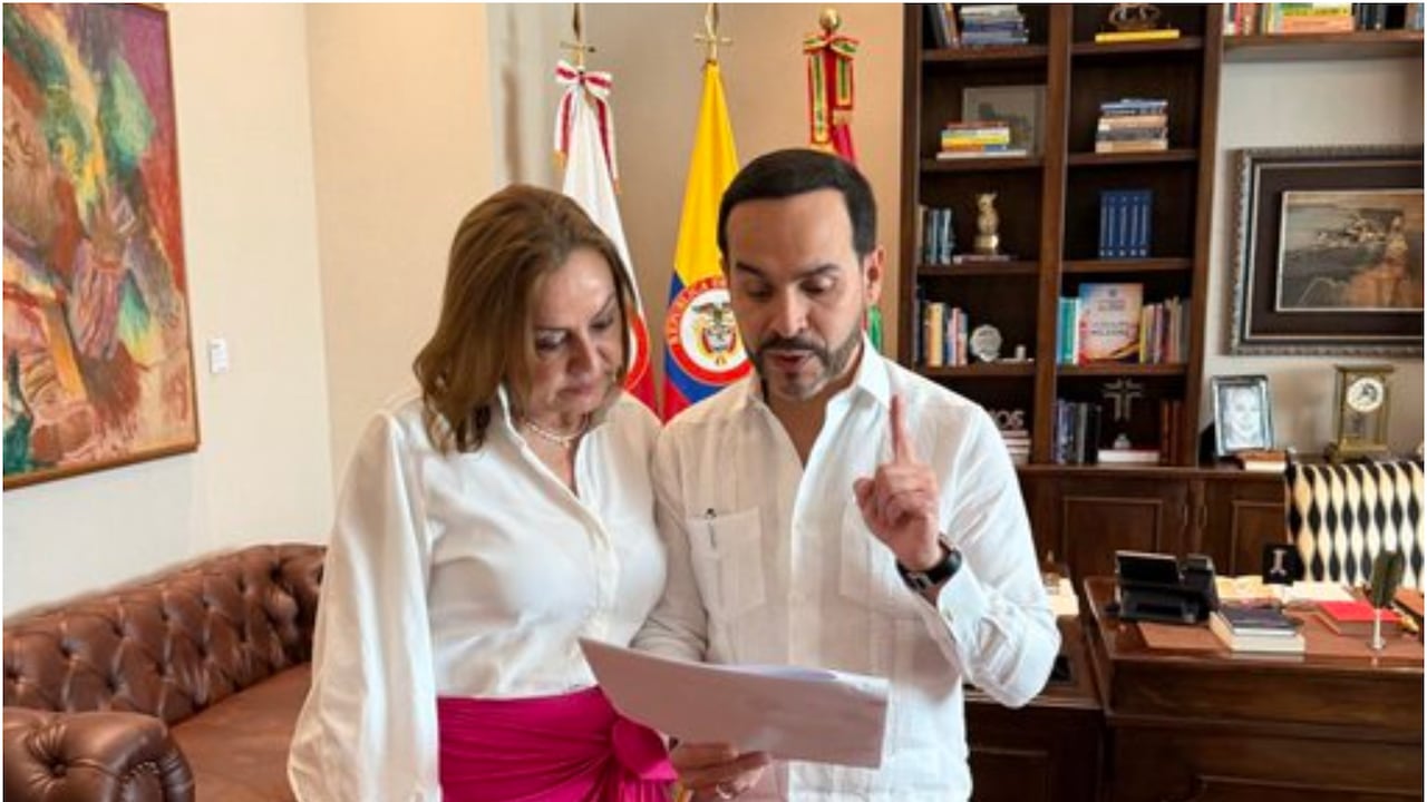 La ministra de Minas y Energía, María Nohemí Arboleda, y el presidente Abelardo De La Espriella.