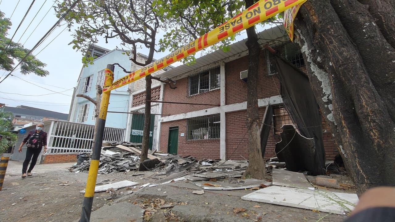 Comerciantes manifiestan falta de apoyo tras atentado en la base aérea Marco Fidel Suarez de Cali.