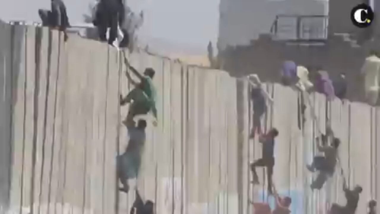 Video: así es la angustiosa salida de afganos de su país