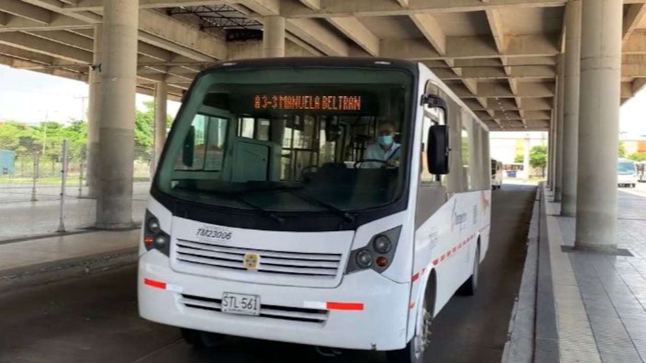 Transmetro implementó desvío en rutas a las universidades