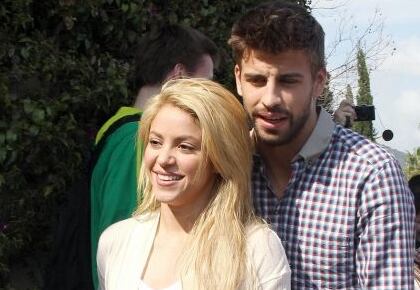 Shakira (i) y Gerard Piqué (d) (Foto de archivo).