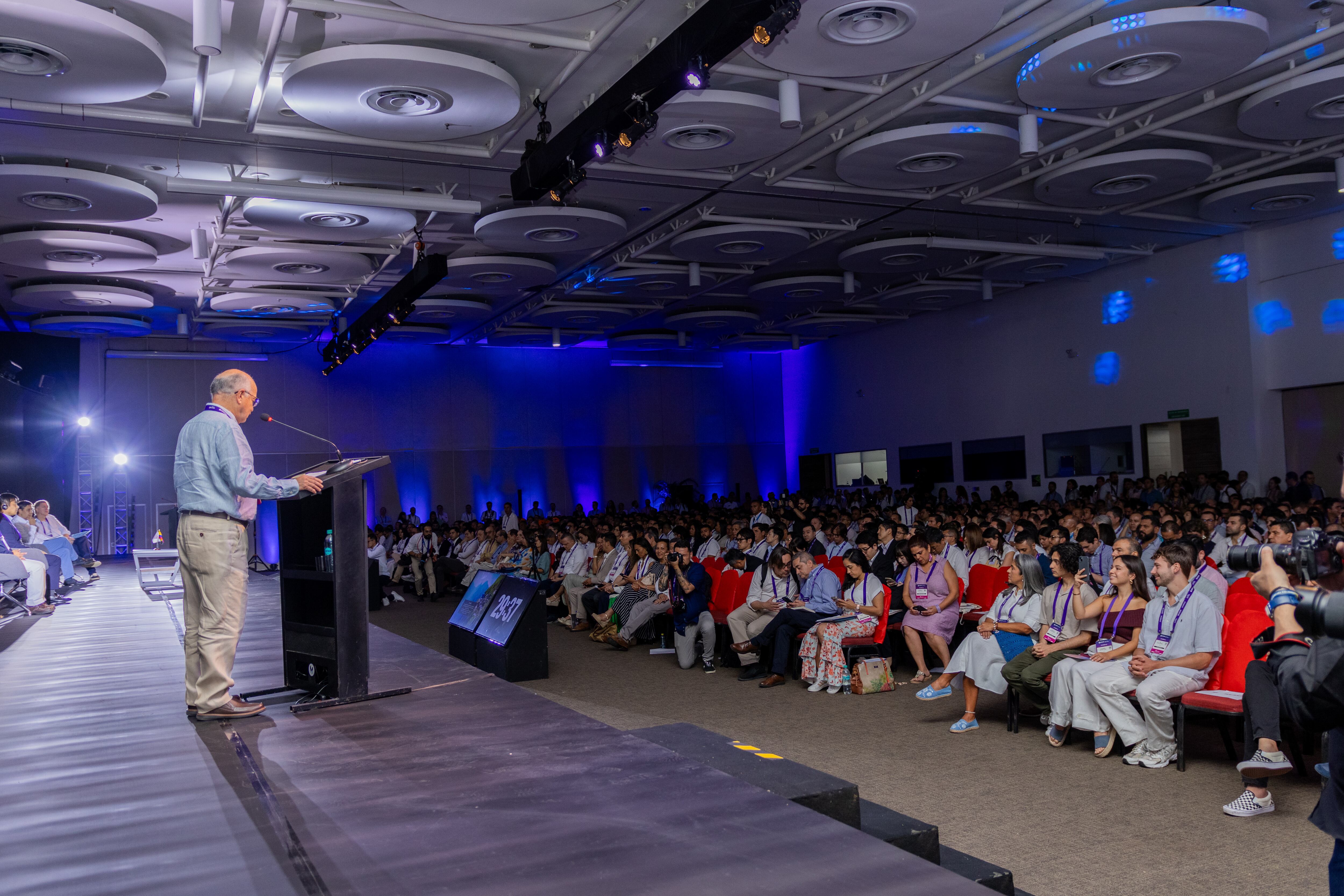 Manuel Martínez Niño, director ejecutivo de Cintel.