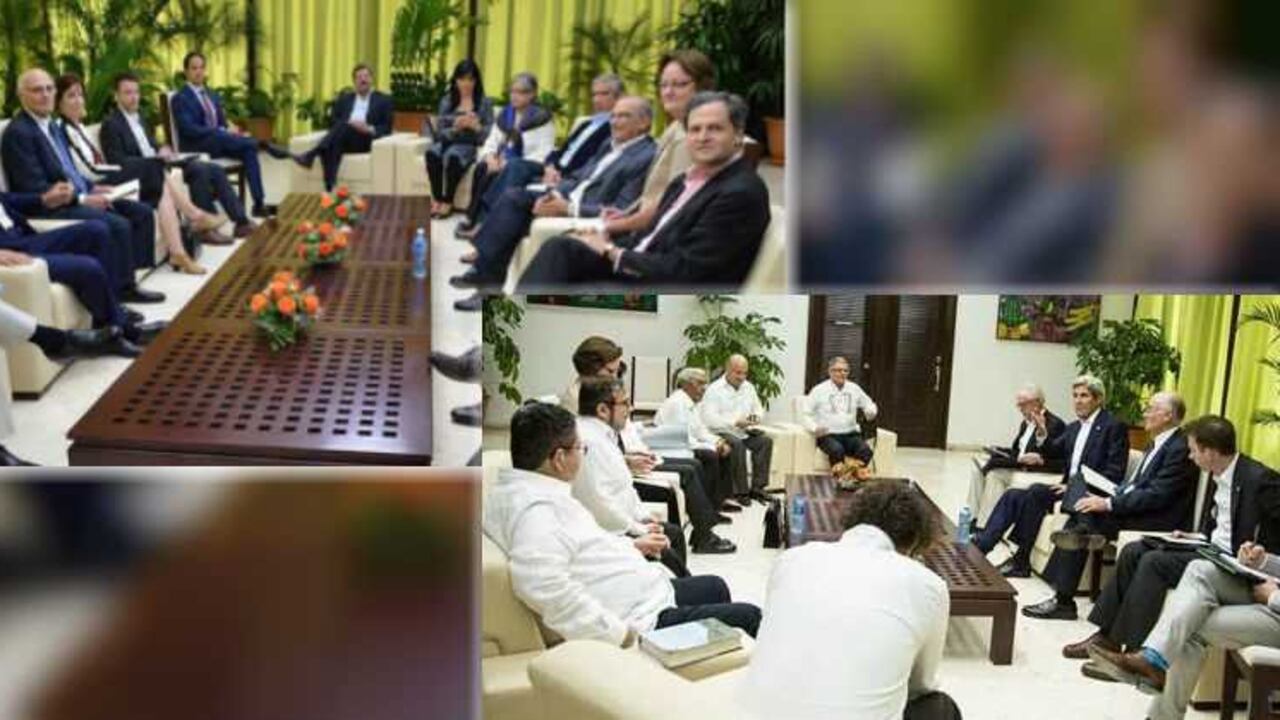 John Kerry y los delegados del Gobierno y las FARC en Cuba.