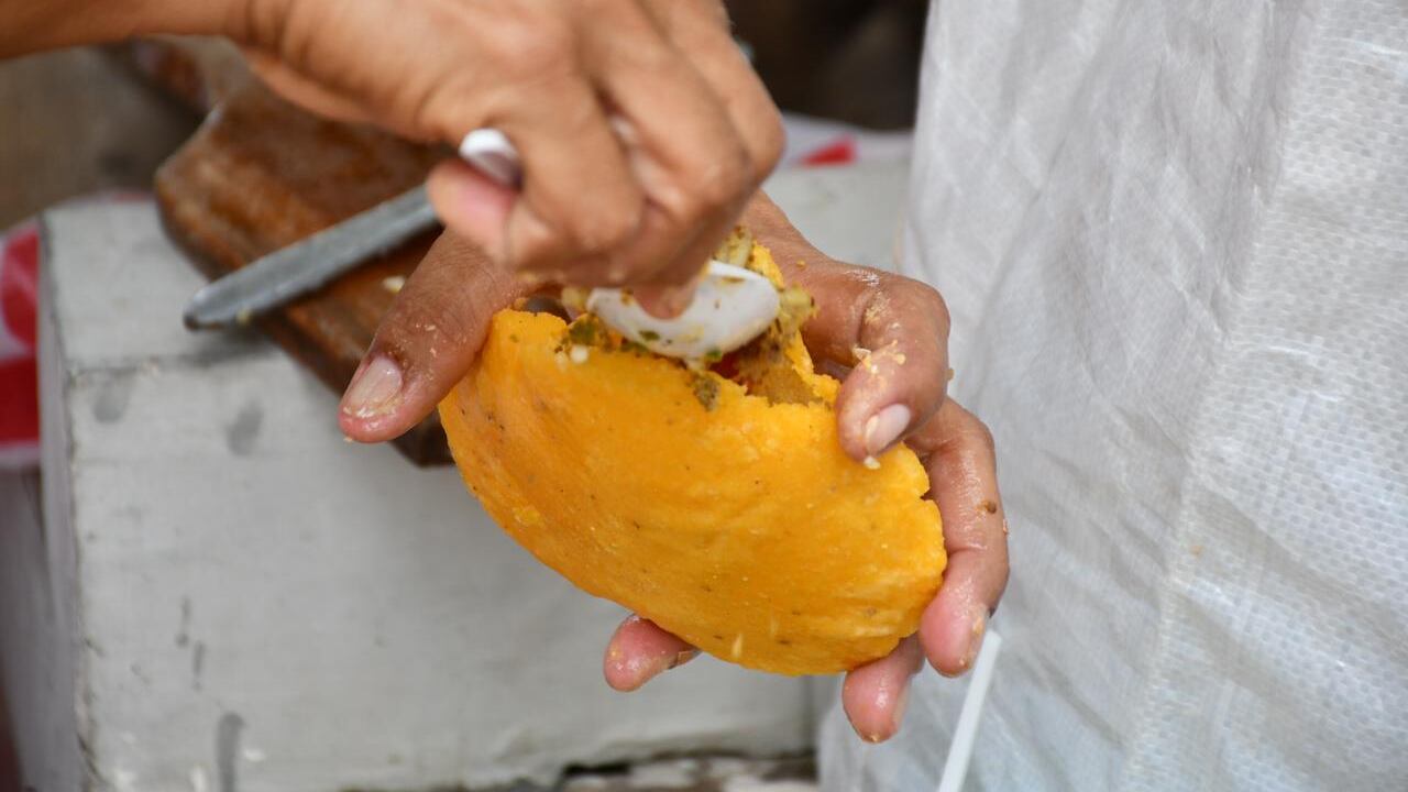 La arepa e' huevo de Luruaco.