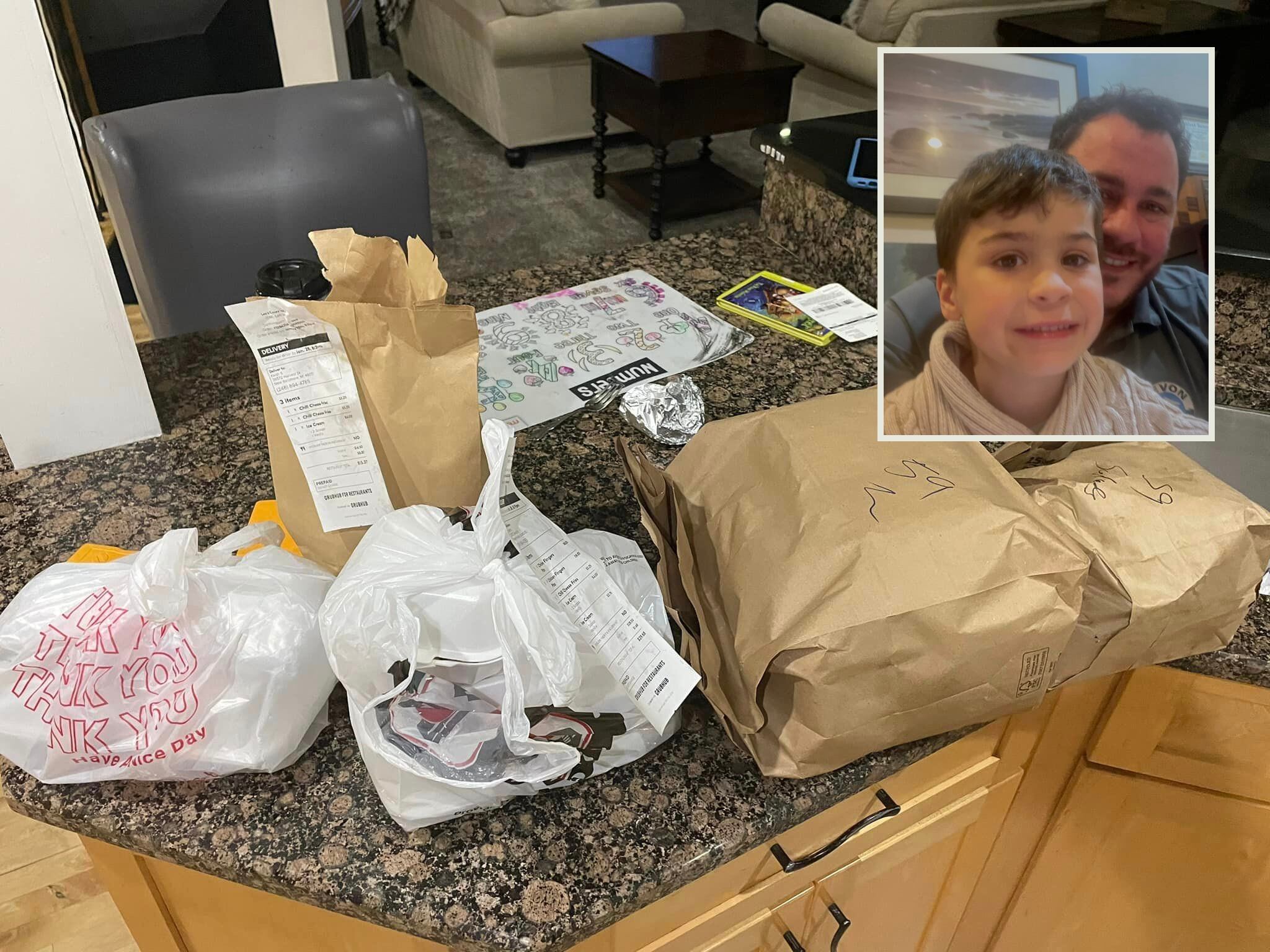 Facebook:@/keith.stonehouse