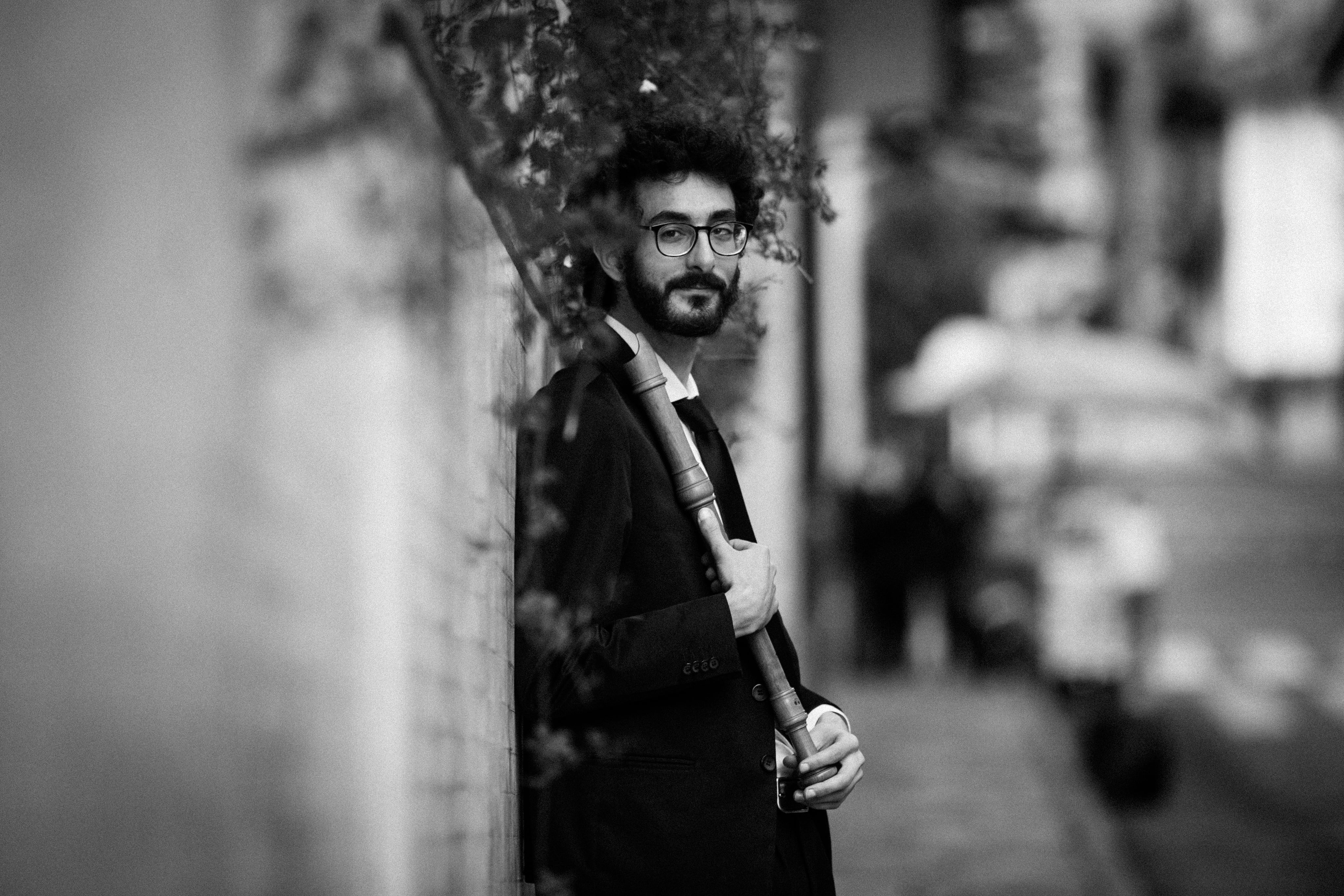 Julien Faure nació en París en 1989 y llegó a Colombia en 2016. Ha expandido el Ensamble Barroco de Bogotá en número de integrantes y en posibilidades.