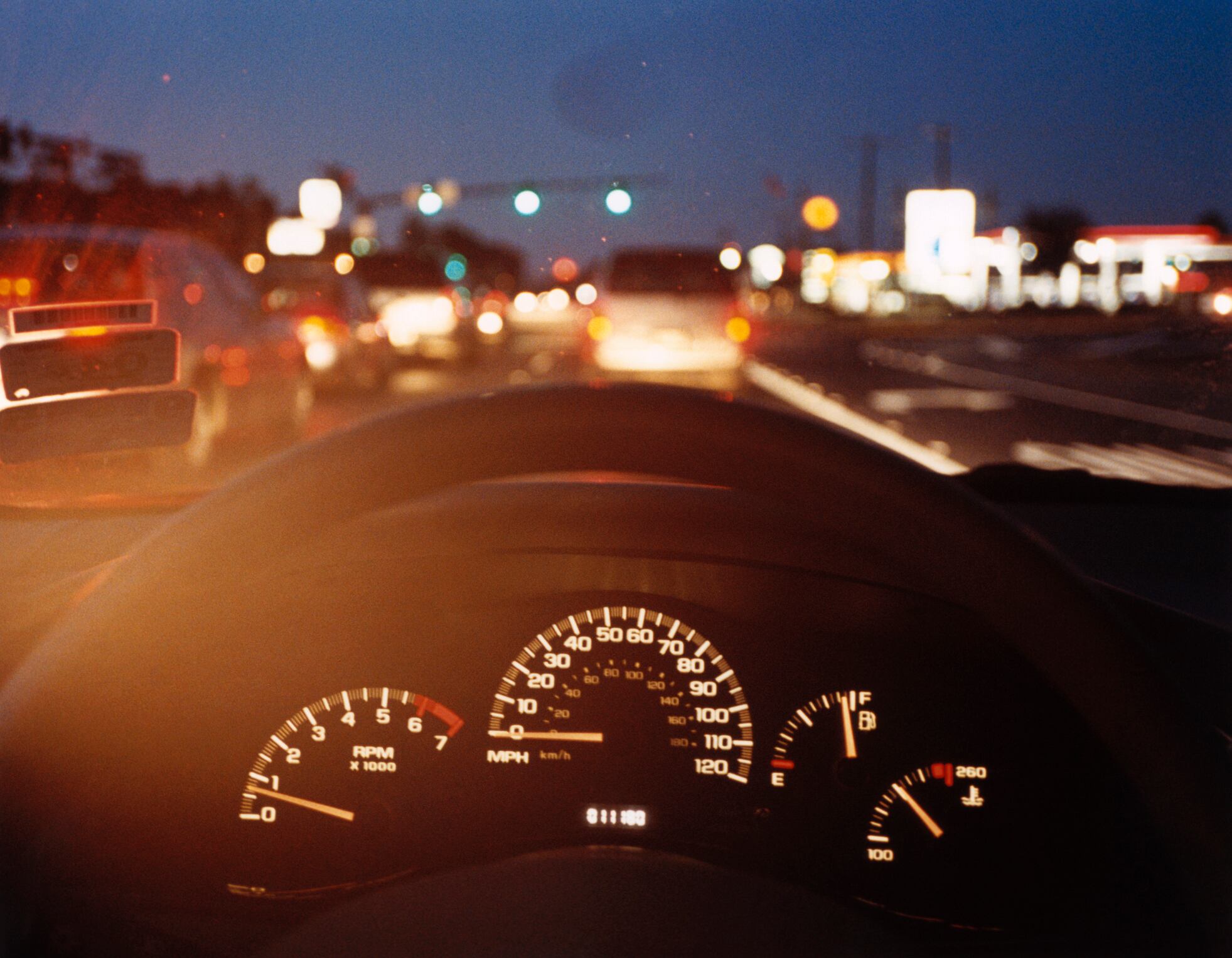 Cuando se trata de garantizar una conducción segura y sin contratiempos, los conductores están interesados en conocer las precauciones que pueden tomar para identificar posibles problemas con su velocímetro.