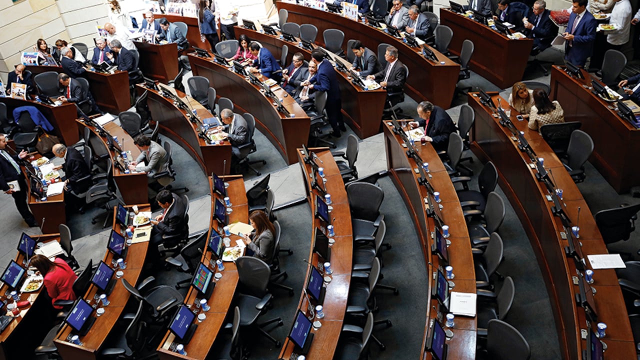 La Secretaría del Senado documentó 838 excusas de inasistencia presentadas por los senadores entre el 16 de febrero y el 16 de diciembre de 2024.