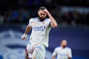 El francés le dio el pase a los cuartos de final al Real Madrid en dos minutos