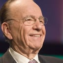 Desde cuando el magnate australiano Rupert Murdoch lanzó su multimillonaria oferta por el grupo Dow Jones, dueño del ‘Wall Street Journal’, el prestigioso periódico estadounidense no ha parado un solo día de informar sobre los pormenores de la negociación