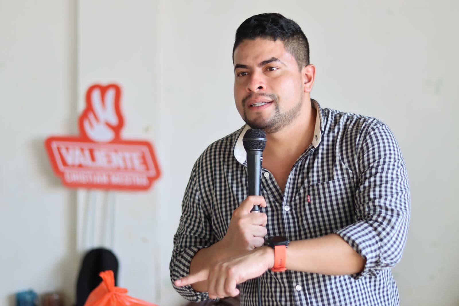 Cristian Mestra aspira a la Alcaldía de Turbo por firmas.