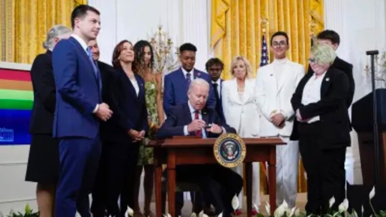 La firma marcará la culminación de un esfuerzo bipartidista de un mes de duración provocado por la decisión de la Corte Suprema en junio de anular Roe v. Wade,