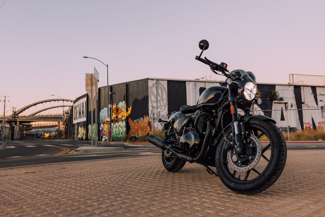 Shotgun 650, ejemplo de moto roadster.