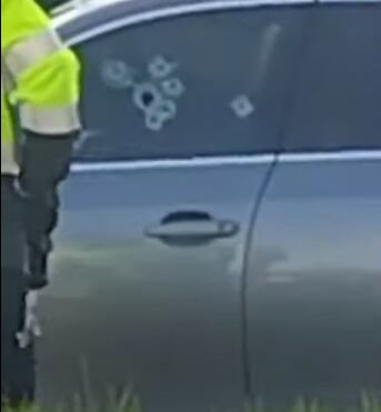 El ataque ocurrió alrededor de las 7:30 de la mañana en el norte de la ciudad, cuando el vehículo de Gaviria fue interceptado por dos hombres a bordo de una motocicleta