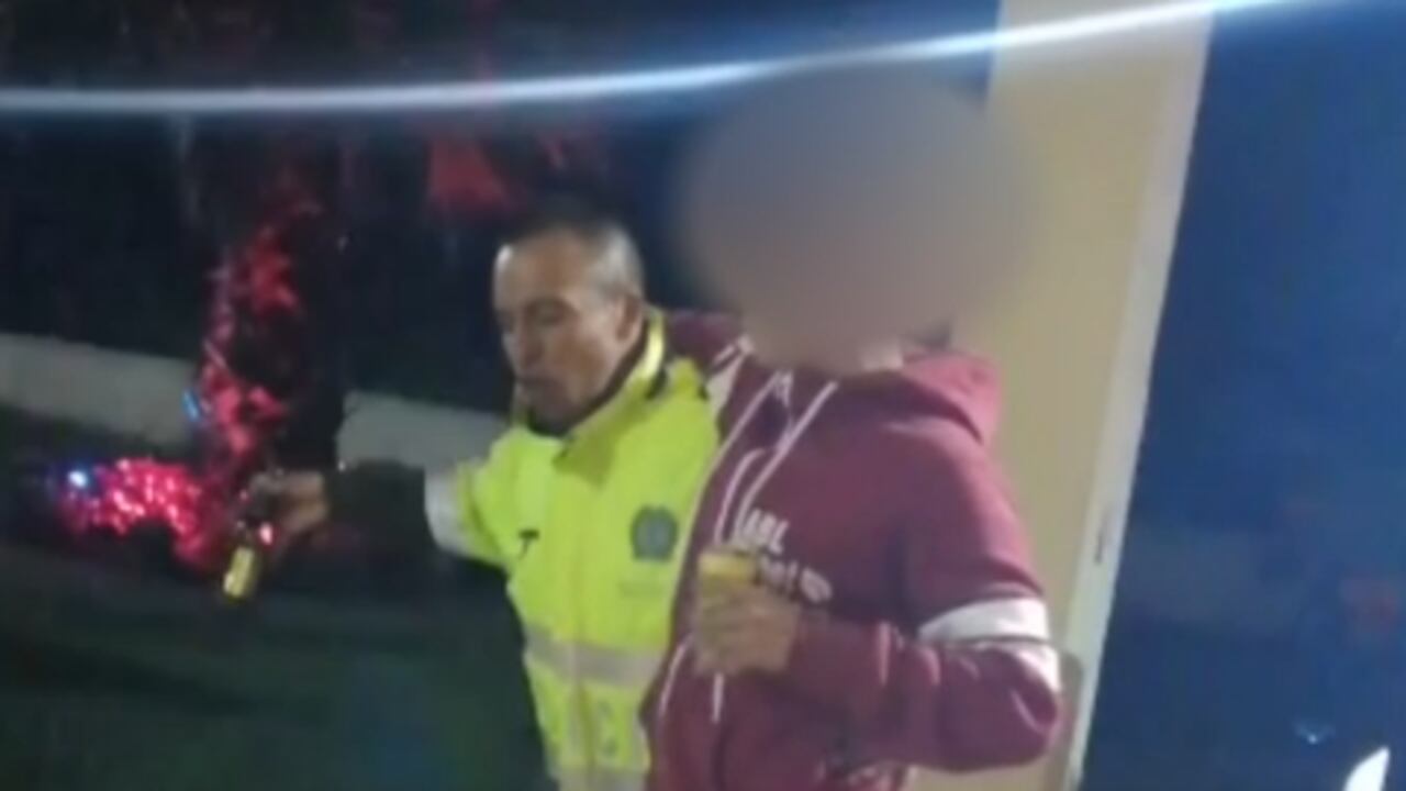 Policía en fiesta
