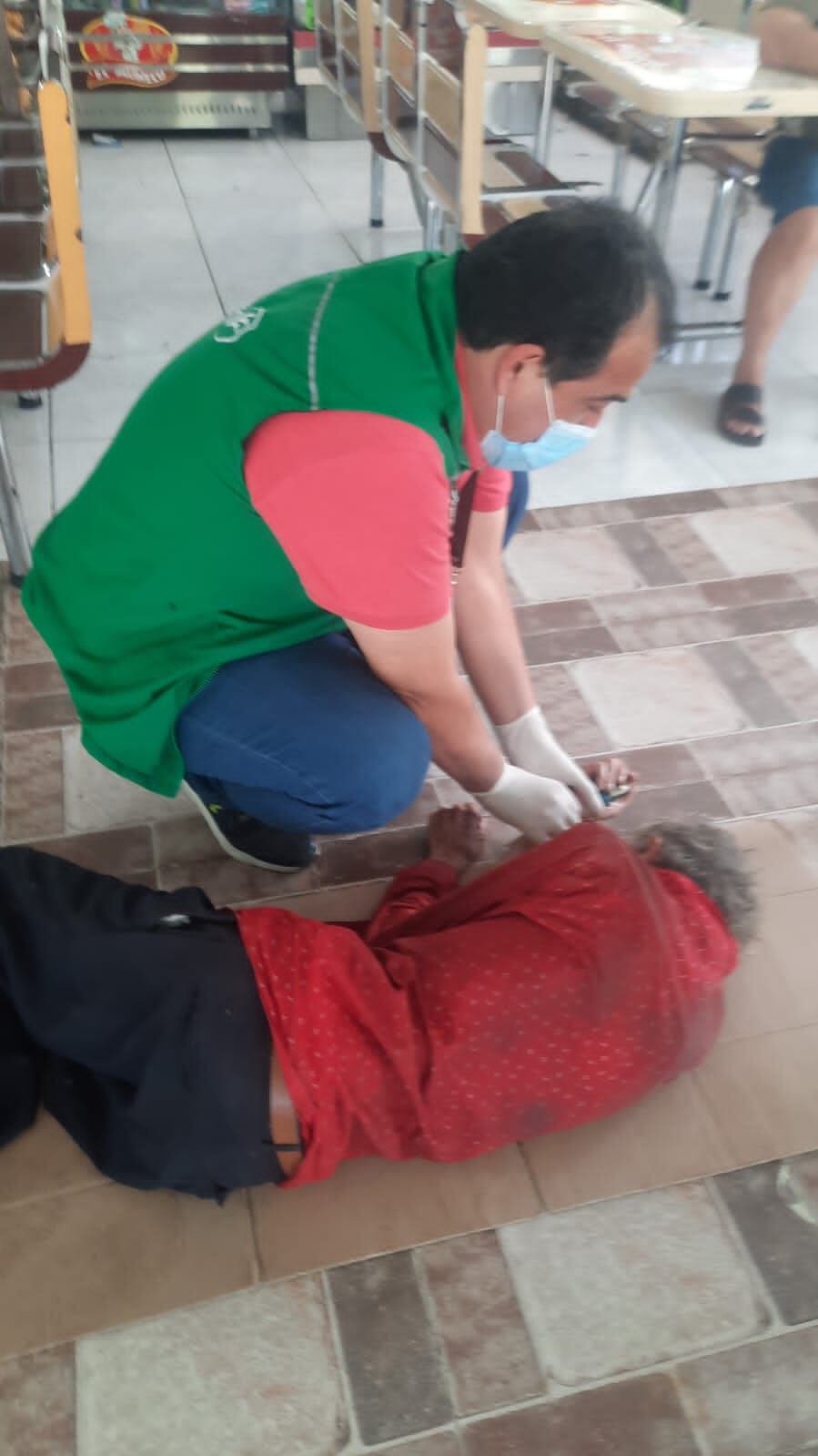 Supersalud atendió adulto mayor en Barranquilla.