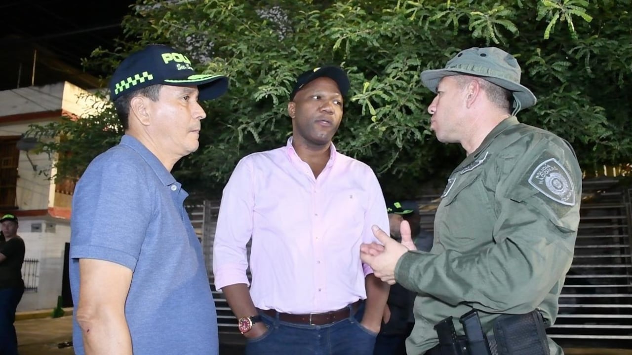 Comandante de la Policía Valle y el alcalde de Palmira