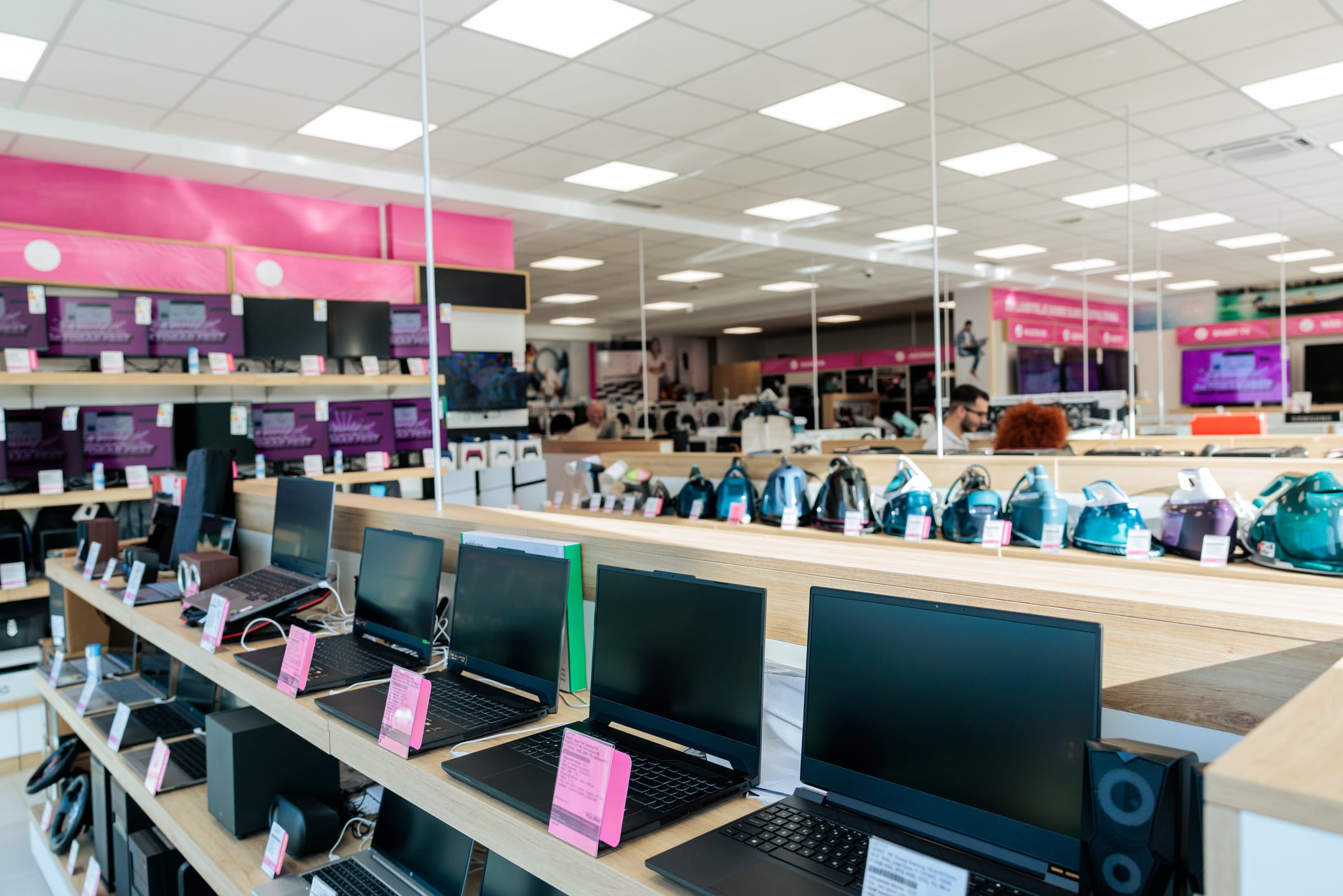 El sistema que dificulta el robo de computadores en lugares concurridos