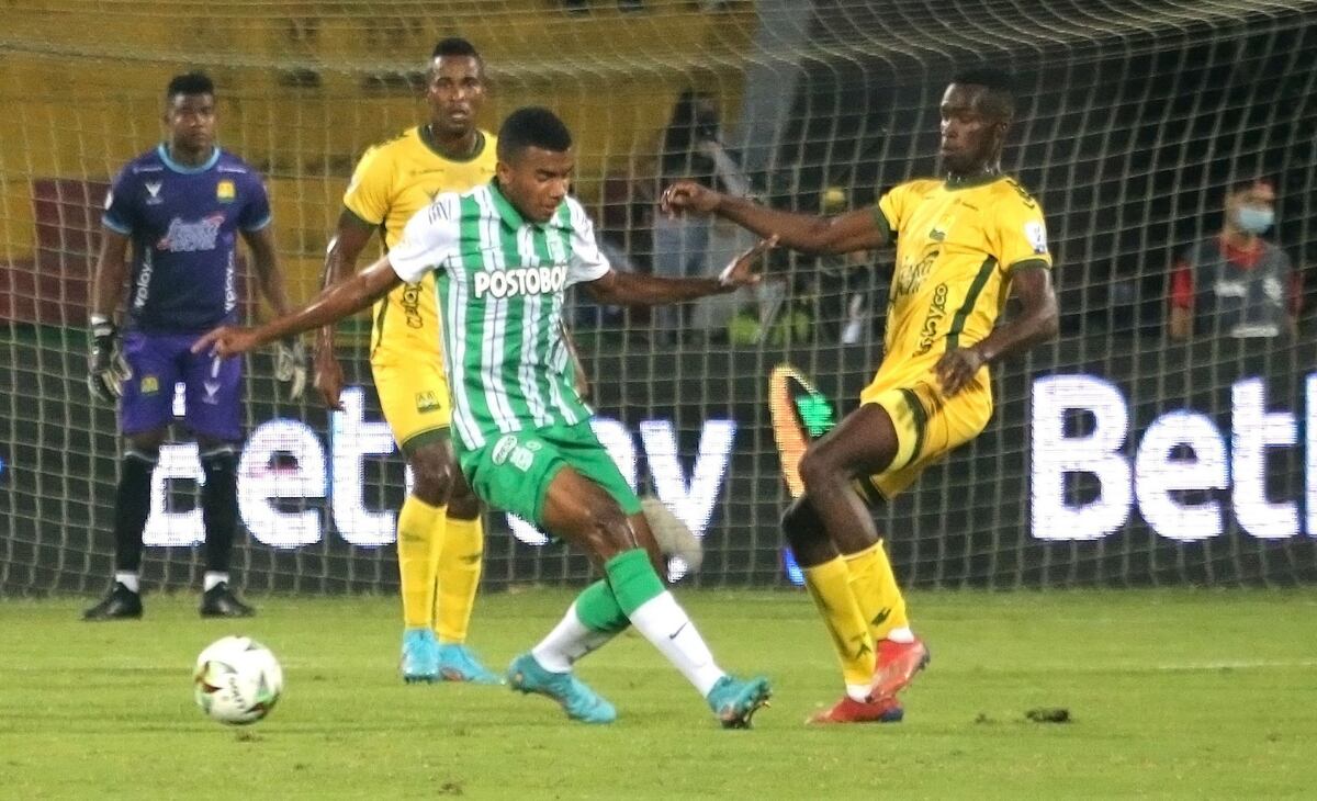 Los leopardos se impusieron ante el poderío verdolaga.