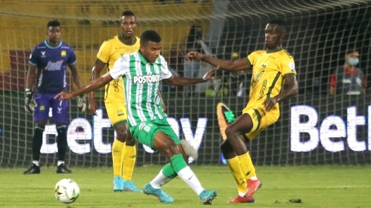 Los 'leopardos' se impusieron ante el poderío verdolaga.