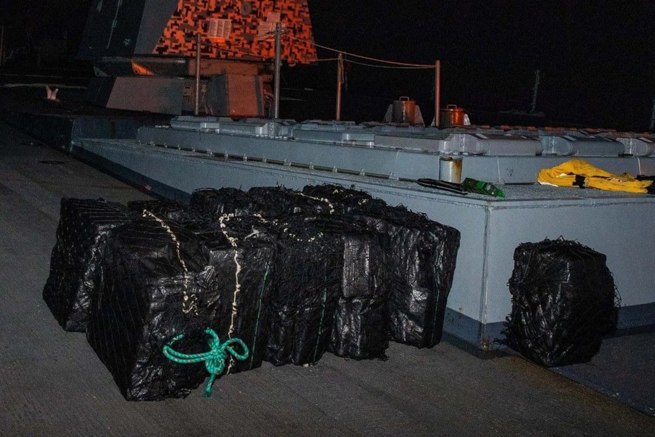 Incautación de drogas por el 'USS Sampson'