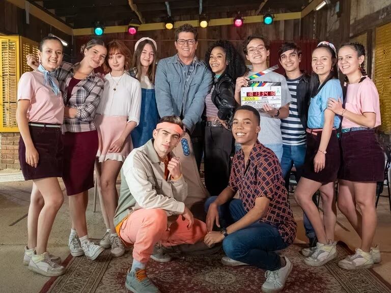 El elenco de El Club de los Graves.