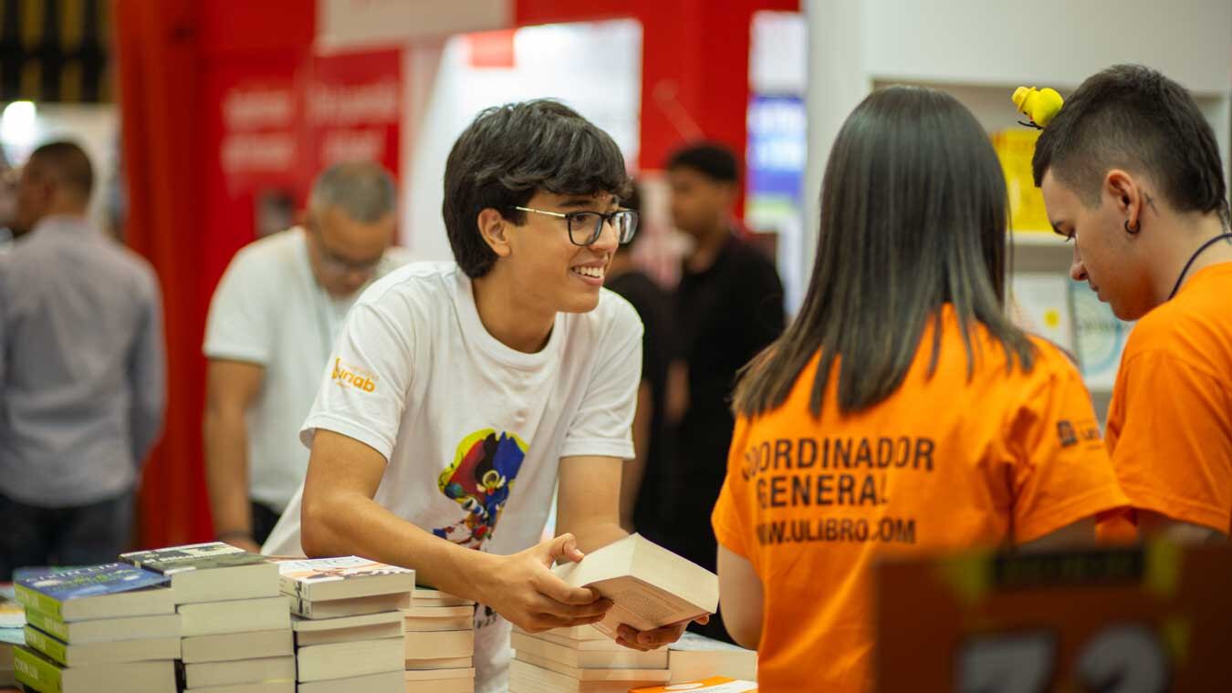 Ulibro 2025, una celebración literaria con voces nacionales e internacionales en la Feria del Libro de Bucaramanga