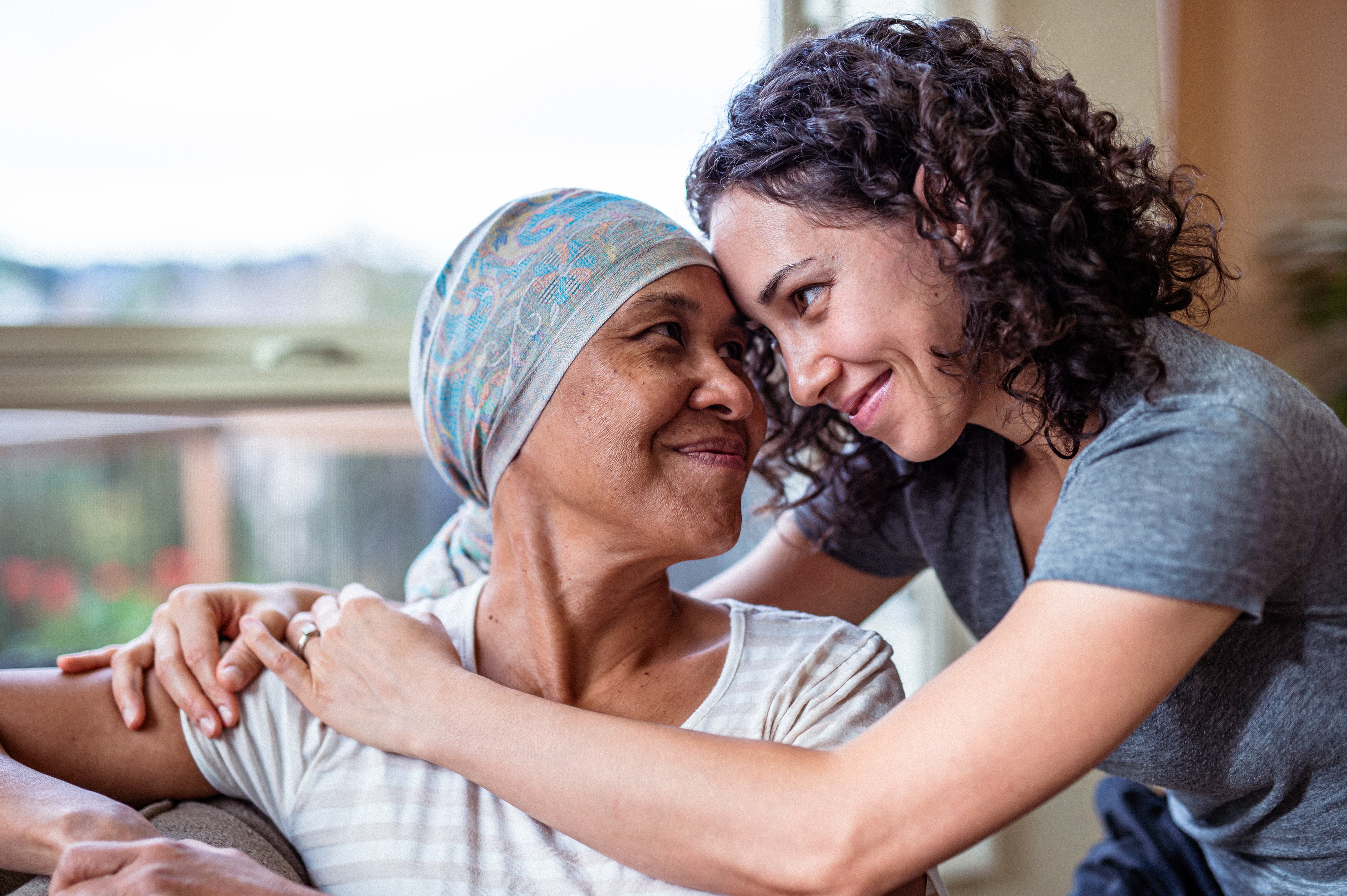 En el país, algunas de las enfermedades que más afectan la salud femenina son el cáncer de mama y el cáncer de cuello uterino.