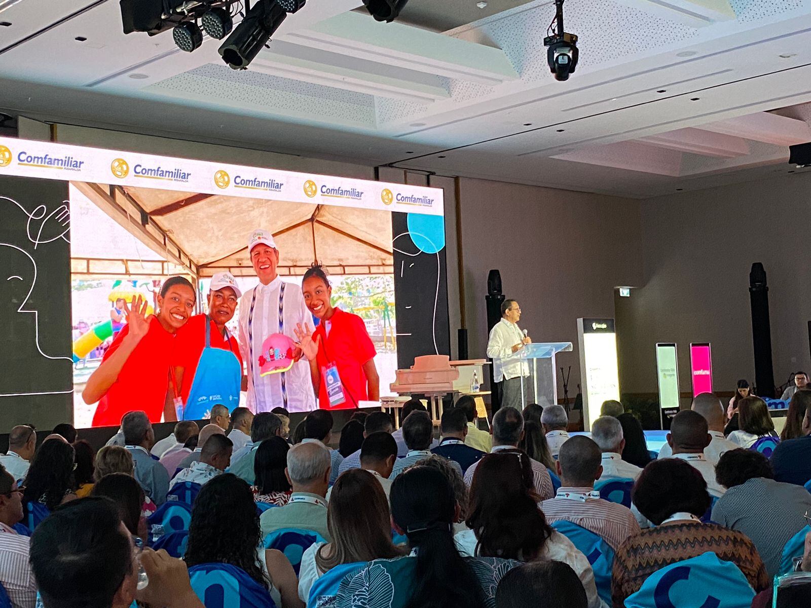 Superintendente de Subsidio Familiar alertó a las autoridades sobre una presunta incursión de clanes políticos en las cajas de compensación.