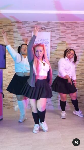 Foto: Instagram @yinacalderonoficial.