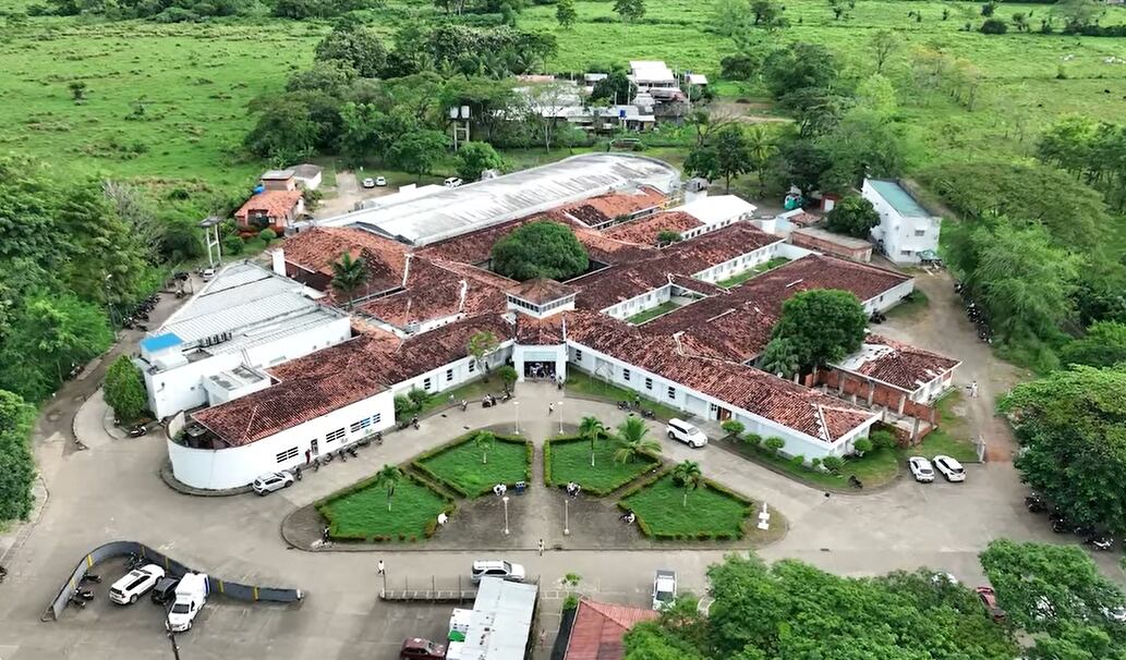 Este es el hospital Francisco Valderrama, de Turbo, donde murió de desnutrición un niño.