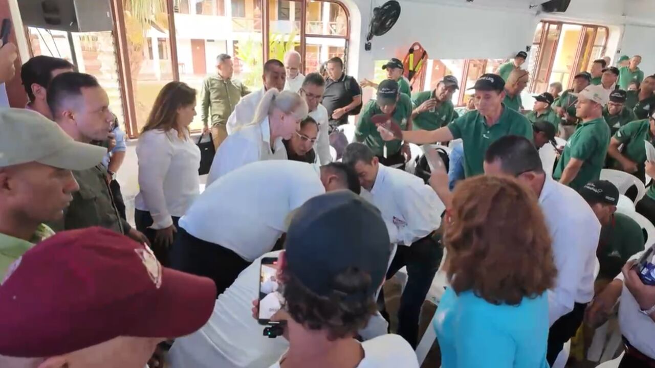 Gobernadora del Valle, Dilian Francisca Toro brindó primeros auxilios a dirigente cafetero que sufrió un infarto en Tuluá,