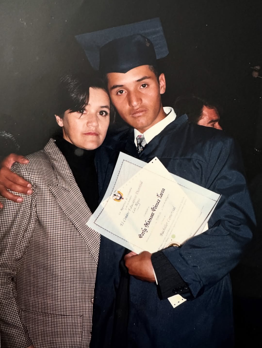 Así lucía Hassam cuando joven.