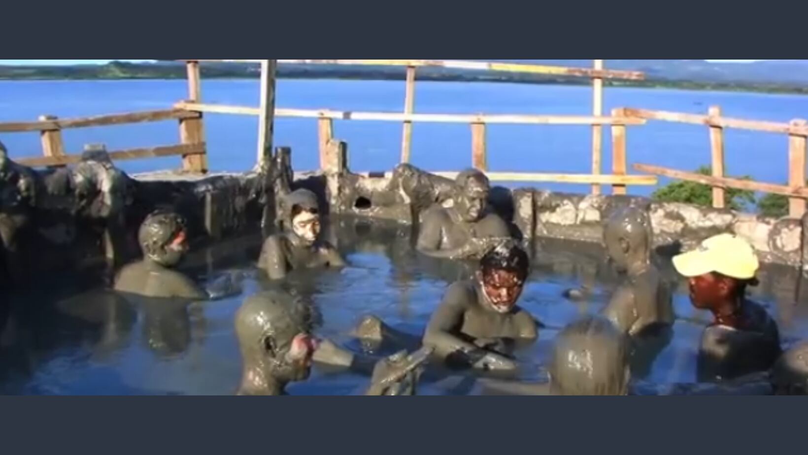 Volcán de barro del Totumo, unas experiencia que buscan cientos de turistas durante todo el año