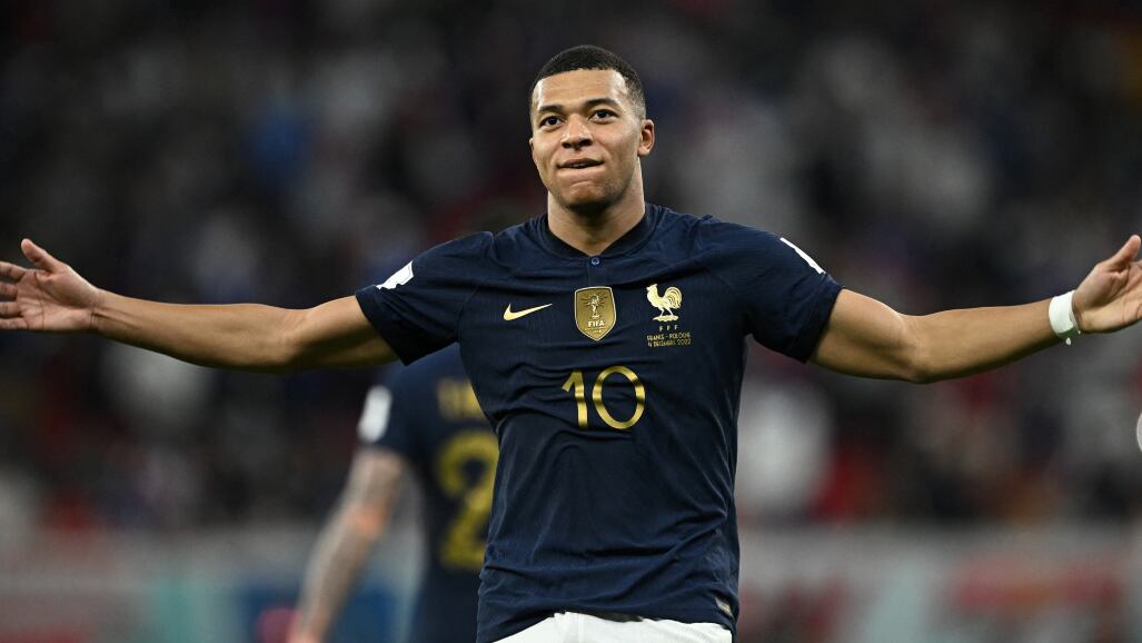 Soccer Football - FIFA World Cup Qatar 2022 - Round of 16 - France v Poland - Al Thumama Stadium, Doha, Qatar - December 4, 2022 France's Kylian Mbappe celebrates scoring their third goal REUTERS/Dylan Martinez