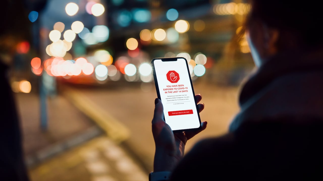 Ningún antivirus puede impedir los engaños digitales que usan la manipulación como arma principal.