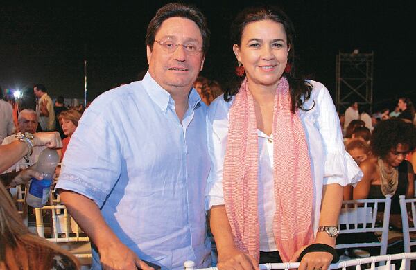 Francisco Santos y María Victoria de Santos.