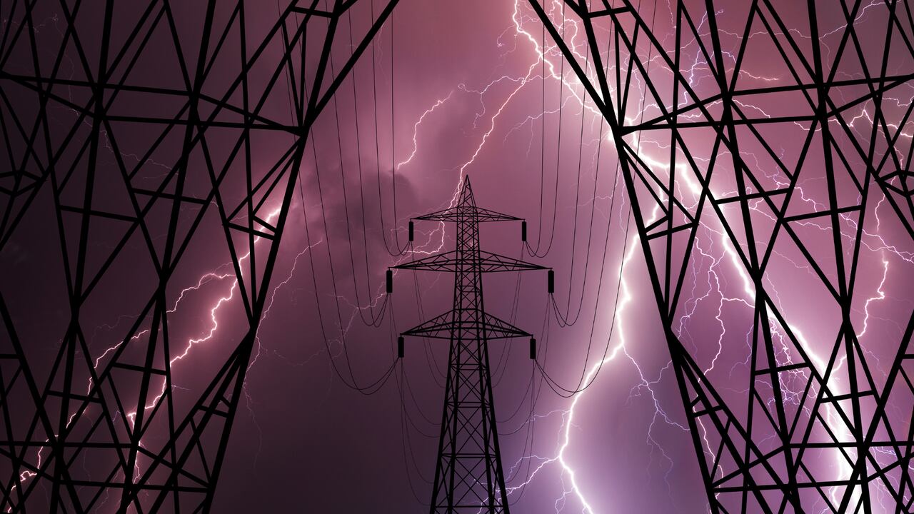 Durante un apagón, la red eléctrica puede experimentar inestabilidad.